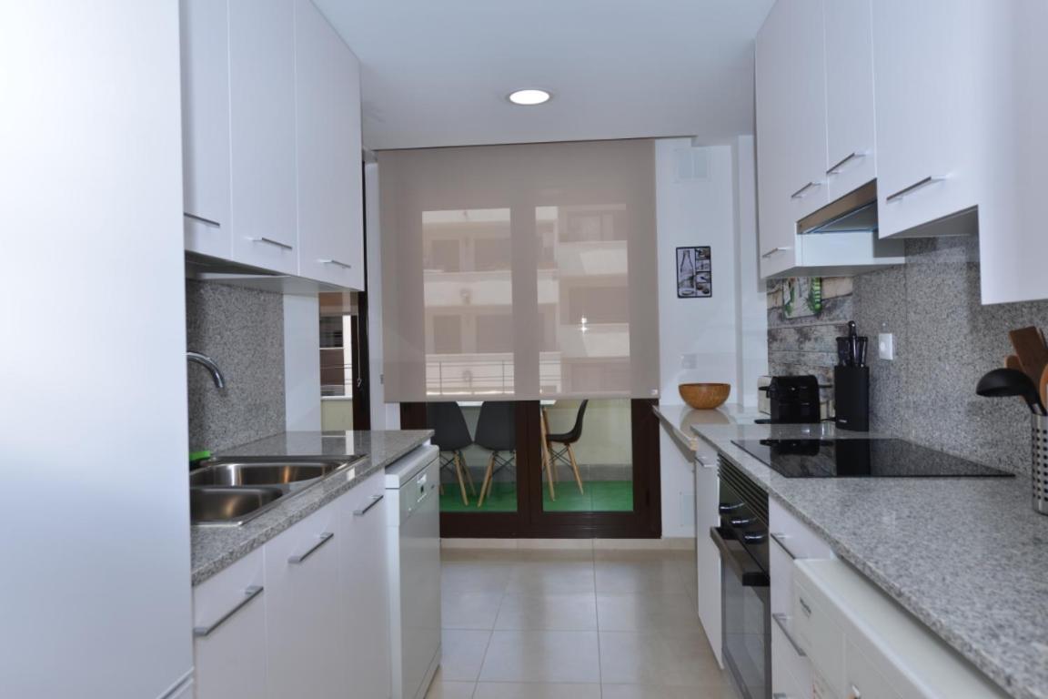 Apartamento Cerca Playa Con Balcon Y Bbq カラフェル エクステリア 写真