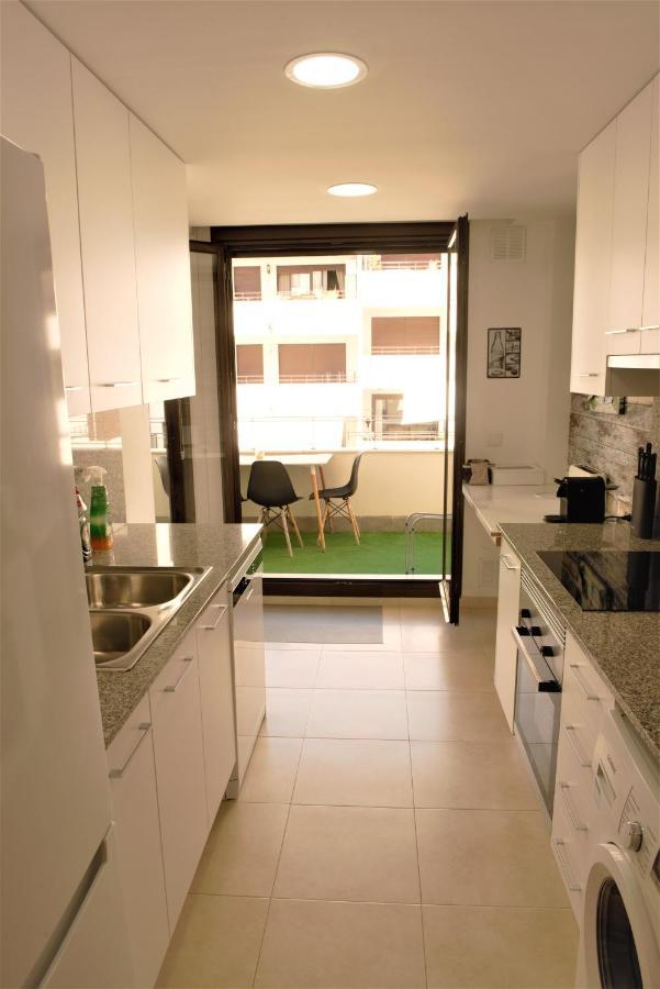 Apartamento Cerca Playa Con Balcon Y Bbq カラフェル エクステリア 写真